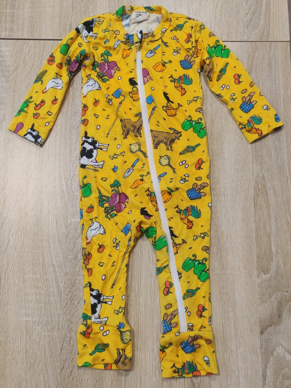 Funky Yellow Farm Animal Print Zipper One Piece Size 0-3mo